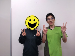 仙台市太白区長町在住の方が中腰姿勢でも腰痛を感じず楽に動けるようになったと喜んでいる写真