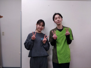 仙台市太白区長町在住の方が腰痛改善の効果を実感し、楽になったと喜んでいる様子